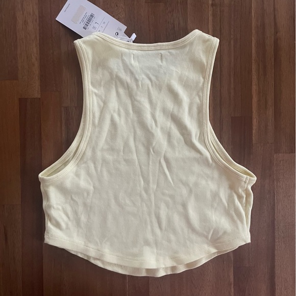 Bershka Cotton Curved Hem Detail Crop Tank Top — NWT! - Picture 6 of 6